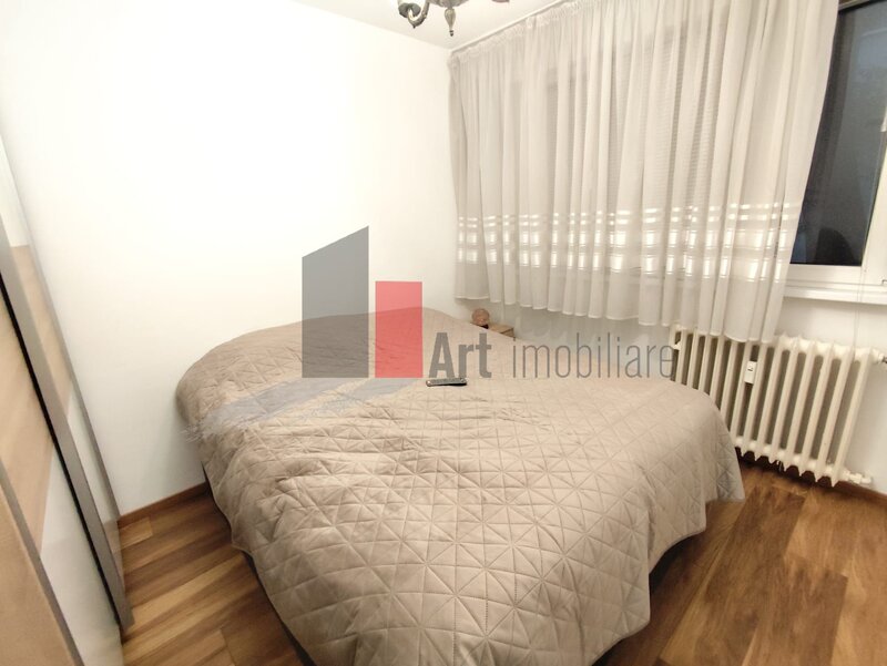1 Mai, 0% comision, apartament 2 camere, et. 1/7.